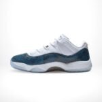 Air Jordan 11 Retro Low Navy Snakeskin LE - Image 3