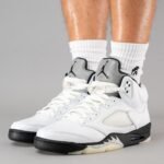 Air Jordan 5 Retro Reverse Metallic 2024 - Image 7