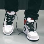 Air Jordan 1 Retro High Light Smoke Grey - Image 7
