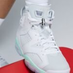 Air Jordan 6 Retro Mint Foam White - Image 7