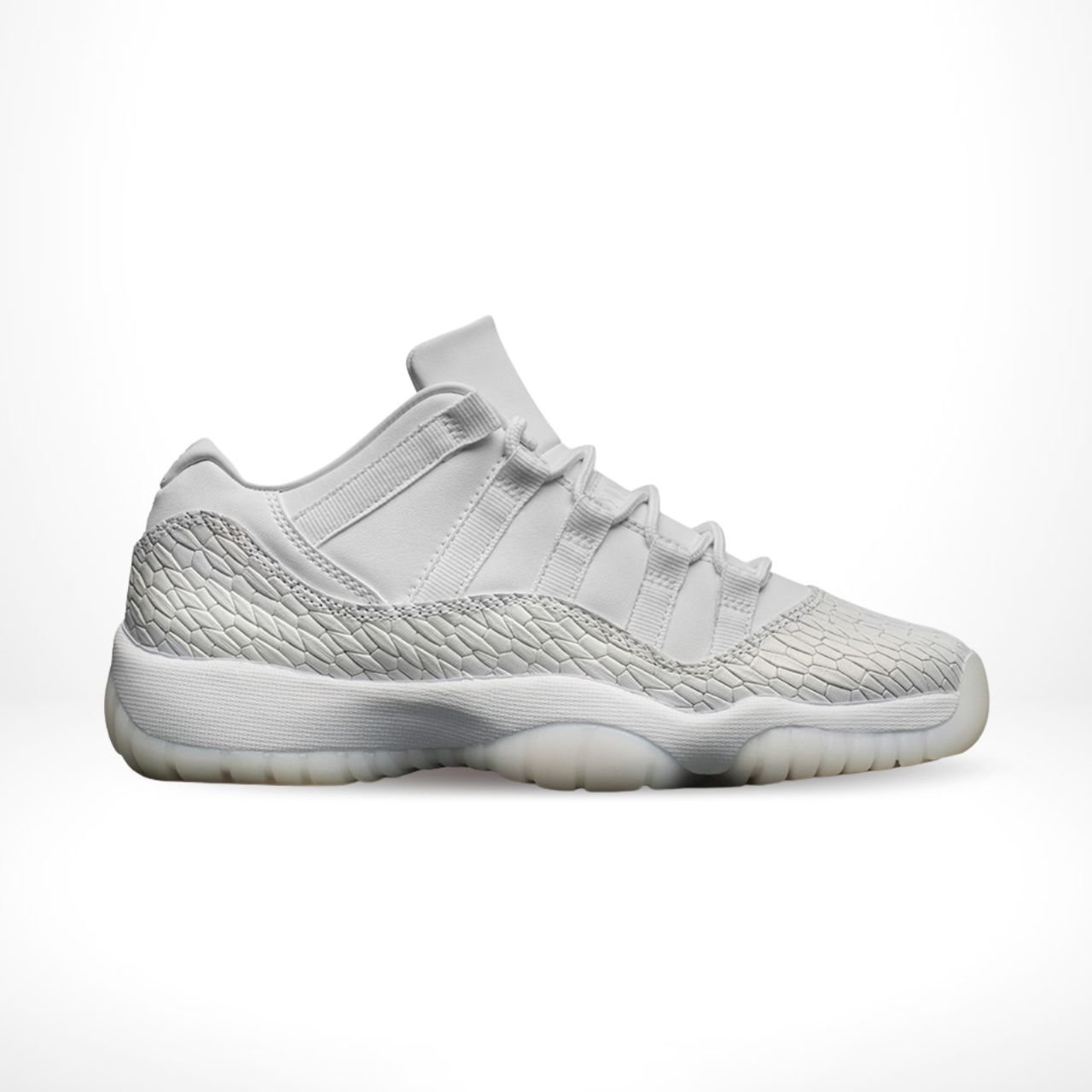 TKH-AJ-0593.jpg Air Jordan 11 Retro Low Heiress Pure Platinum - Image 1