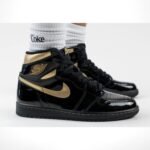 Air Jordan 1 Retro High OG Black Metallic Gold - Image 7