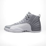 Air Jordan 12 Retro Stealth - Image 3