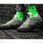 Air Jordan 4 Retro SE Neon 95 Grey - Image 10