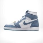 Air Jordan 1 Retro High OG Denim Blue - Image 3