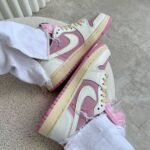 Air Jordan 1 Retro Low OG SP x Travis Scott Sail Shy Pink - Image 6