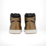 Air Jordan 1 Retro High OG Metallic Gold Black - Image 5