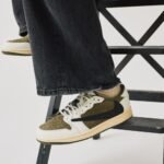 Air Jordan 1 Retro Low OG SP x Travis Scott Medium Olive - Image 8