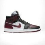 Air Jordan 1 Mid SE Gold Pendants